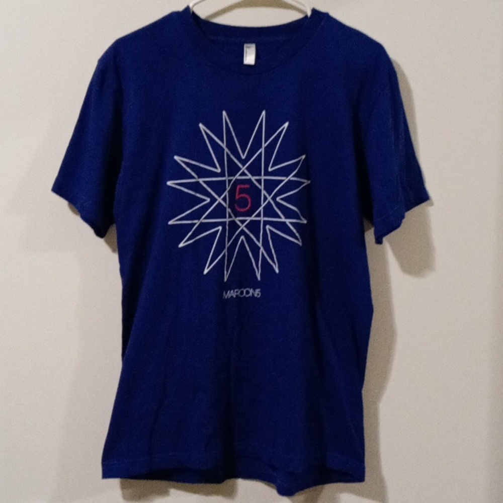 Concert tee Maroon 5